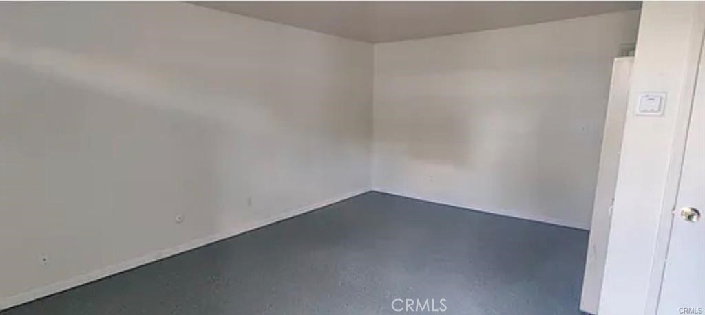 2400 K Property Photo 11