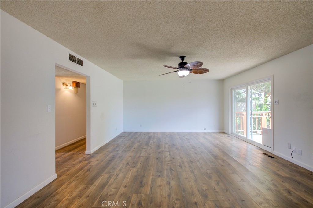 105 Gill Way Property Photo 11