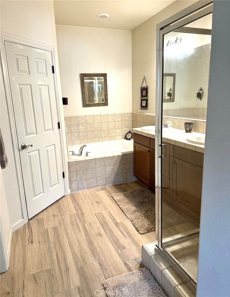 2445 Como Corte Property Photo 13