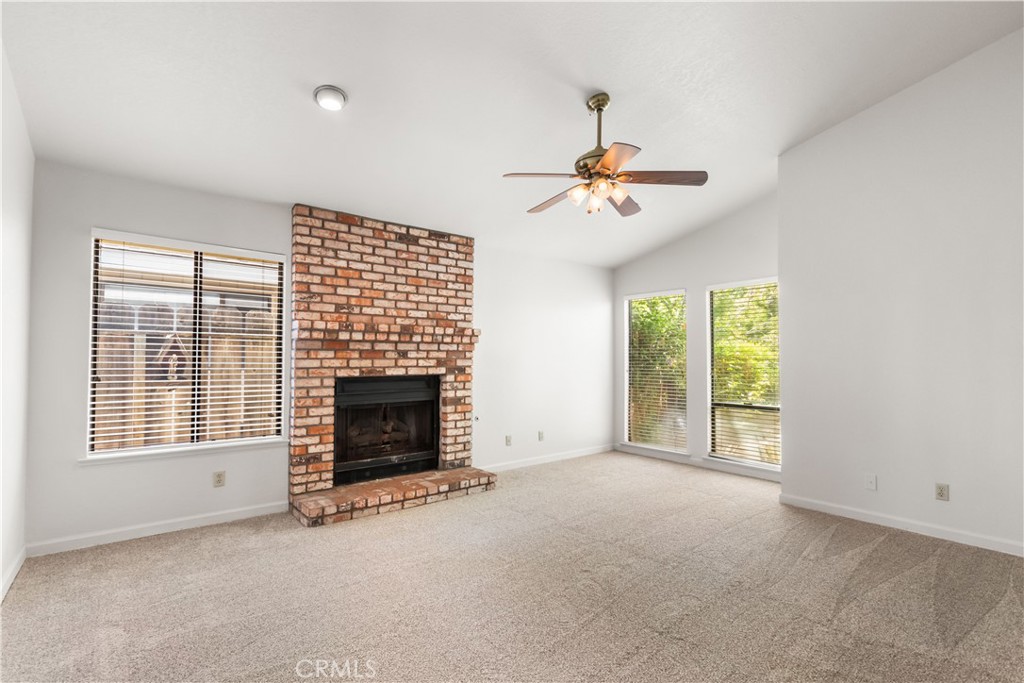 59 W 27th Property Photo 8