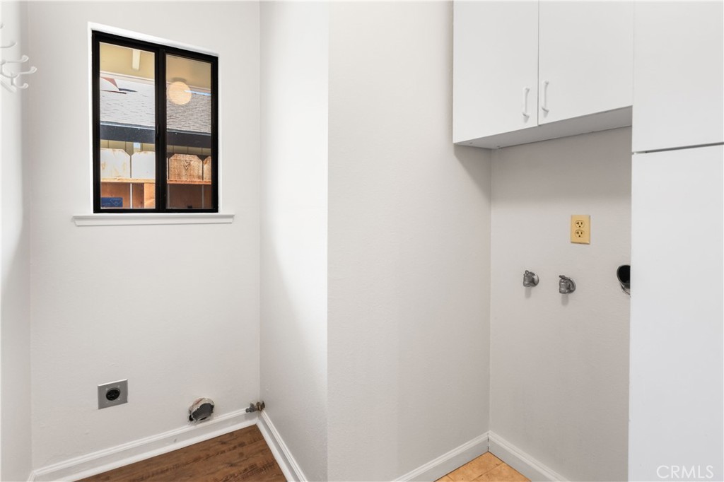 59 W 27th Property Photo 16