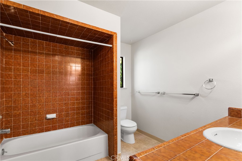 59 W 27th Property Photo 25