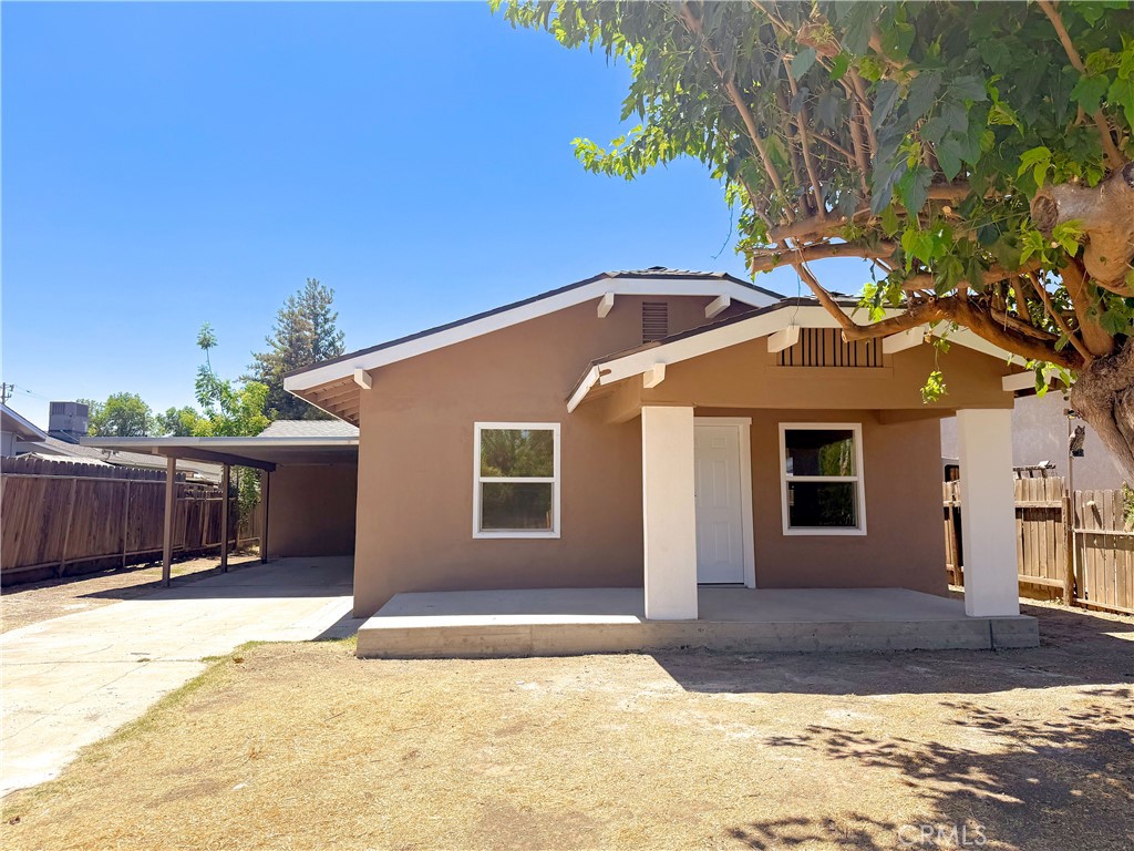 1274 Dos Palos Property Photo 3