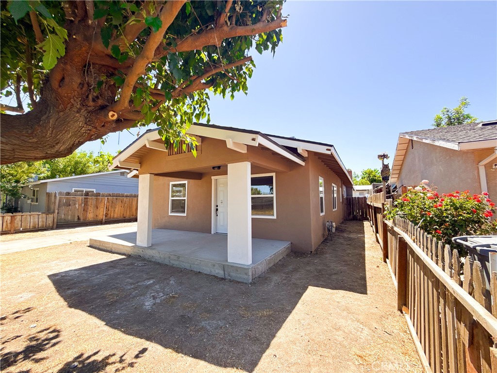 1274 Dos Palos Property Photo 5
