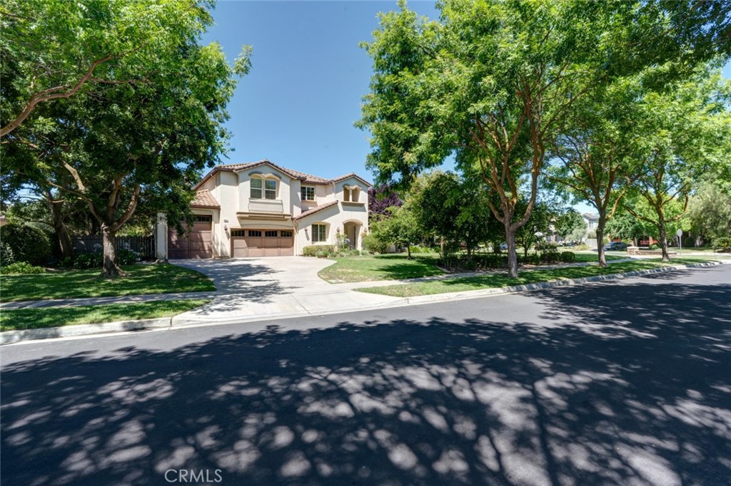 3961 Wellington Property Photo 1
