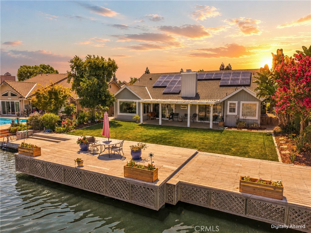 3340 Harbor Property Photo 13