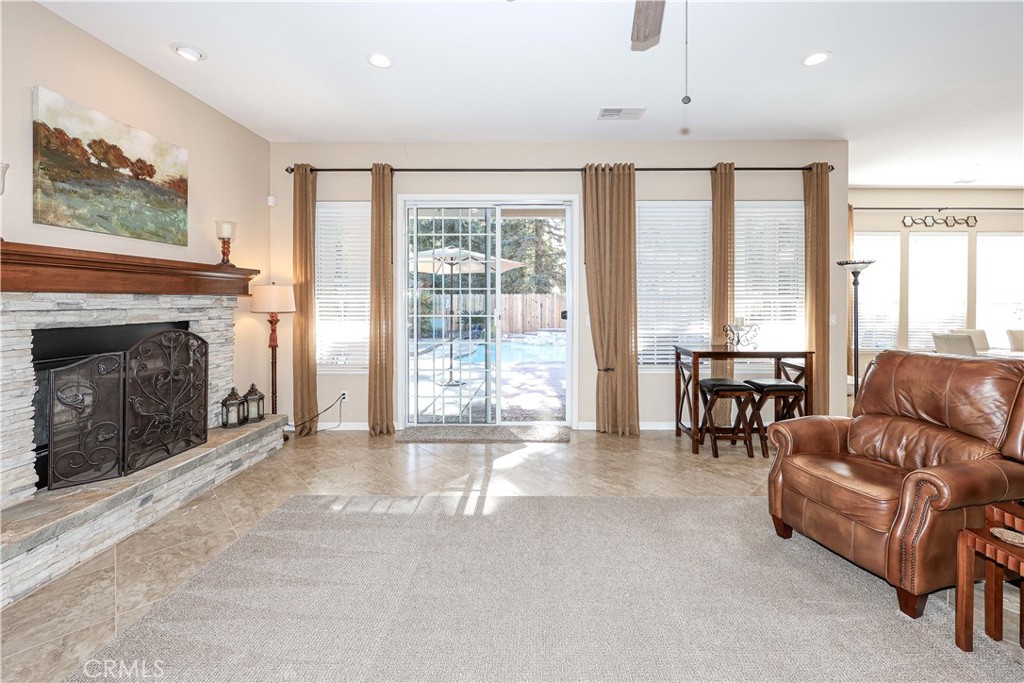 1168 Prince William Court Property Photo 10