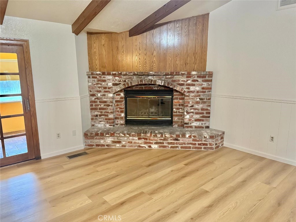 2524 B And B Property Photo 3