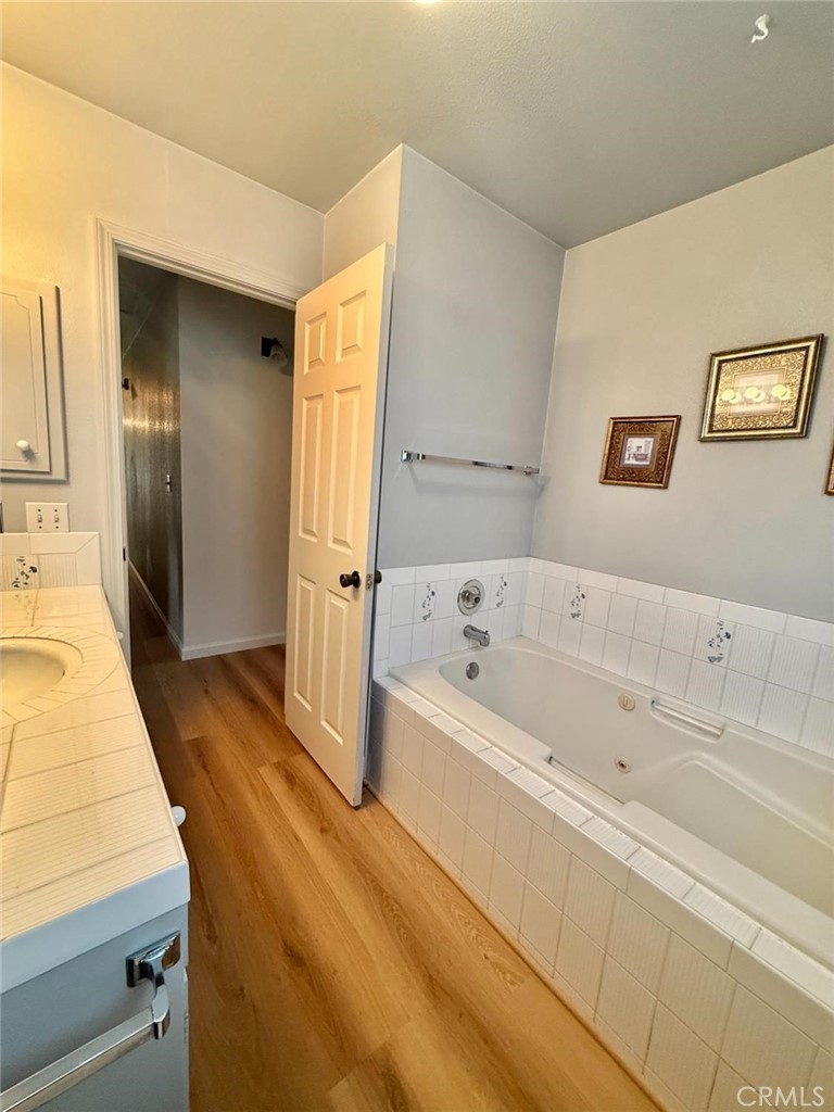 2524 B And B Property Photo 13