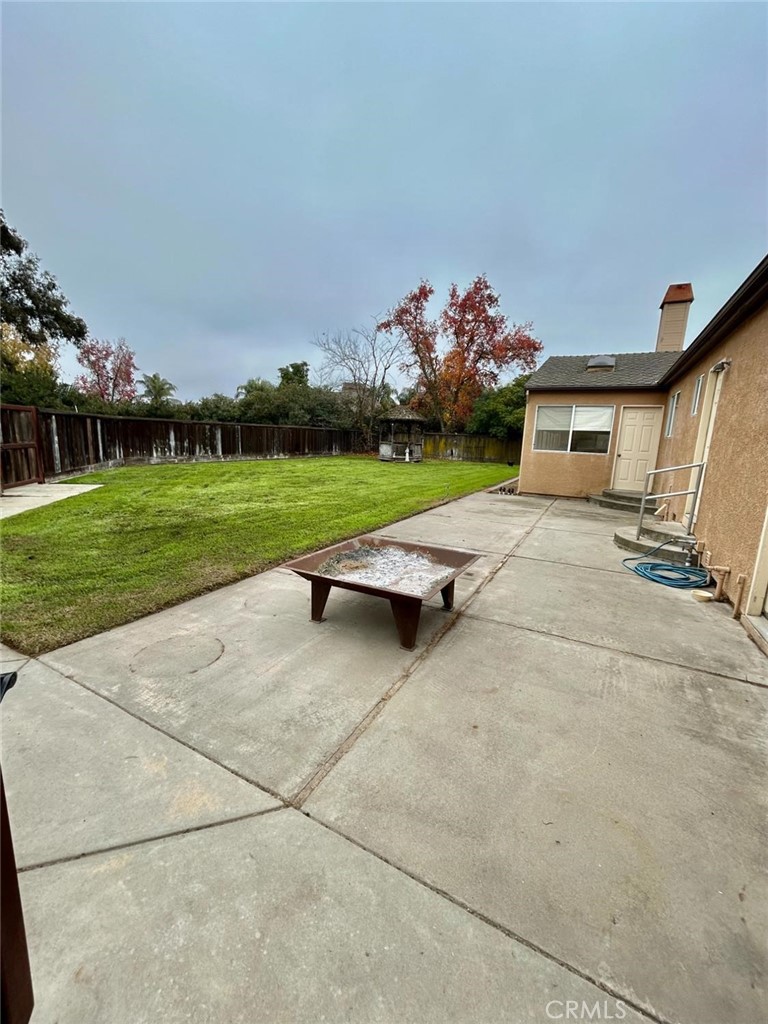 2524 B And B Property Photo 16