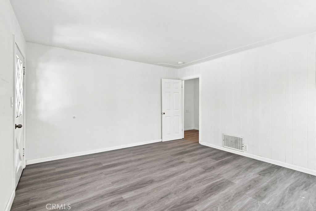 6807 N Cottage Property Photo 10