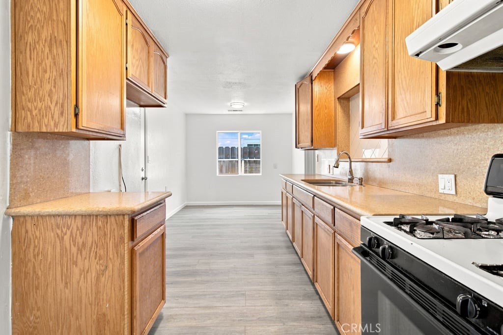 6807 N Cottage Property Photo 20