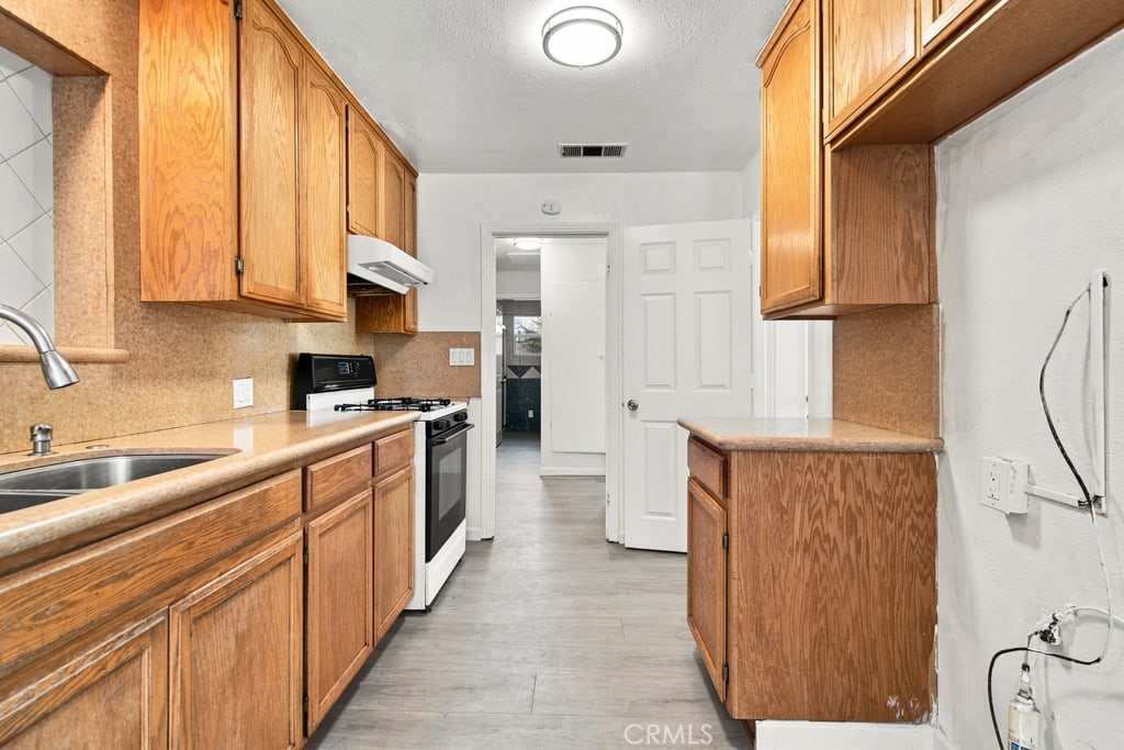 6807 N Cottage Property Photo 24