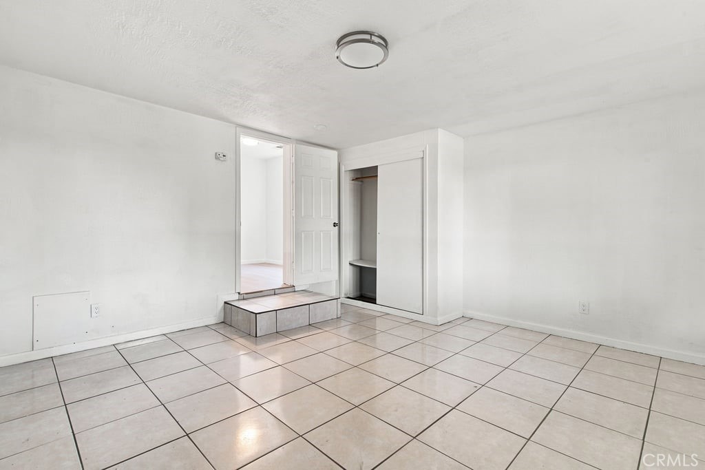 6807 N Cottage Property Photo 30