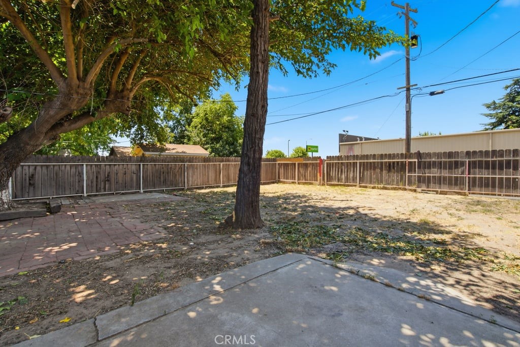 6807 N Cottage Property Photo 35