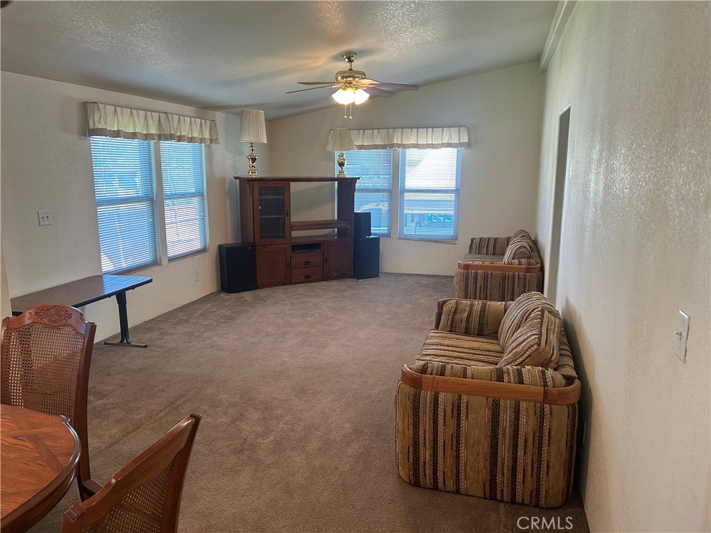 3180 E State Hwy 140 Property Photo 4