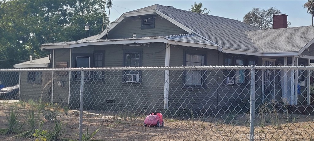9088 Date Property Photo 2