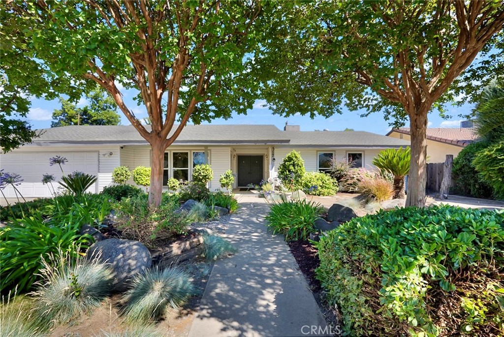 317 Circle Property Photo 1