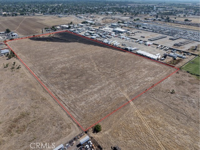 864 E Childs Property Photo 4