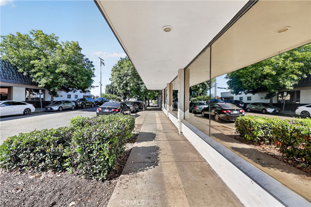 1300 Broadway Property Photo 6