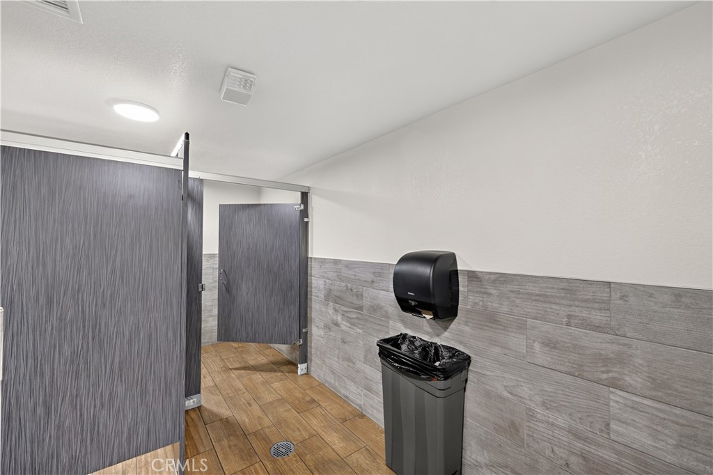 1300 Broadway Property Photo 34