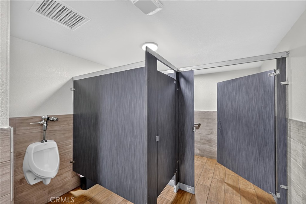 1300 Broadway Property Photo 35