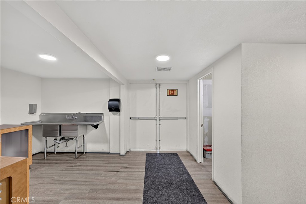 1300 Broadway Property Photo 37