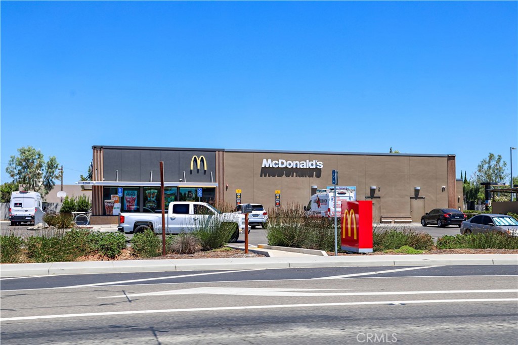 199 S Pasadena Property Photo 37