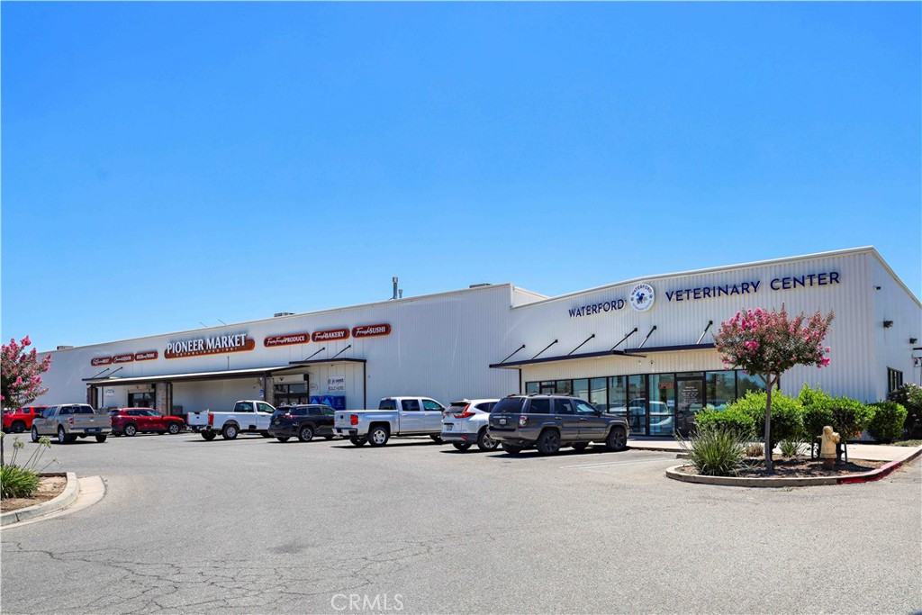 199 S Pasadena Property Photo 39