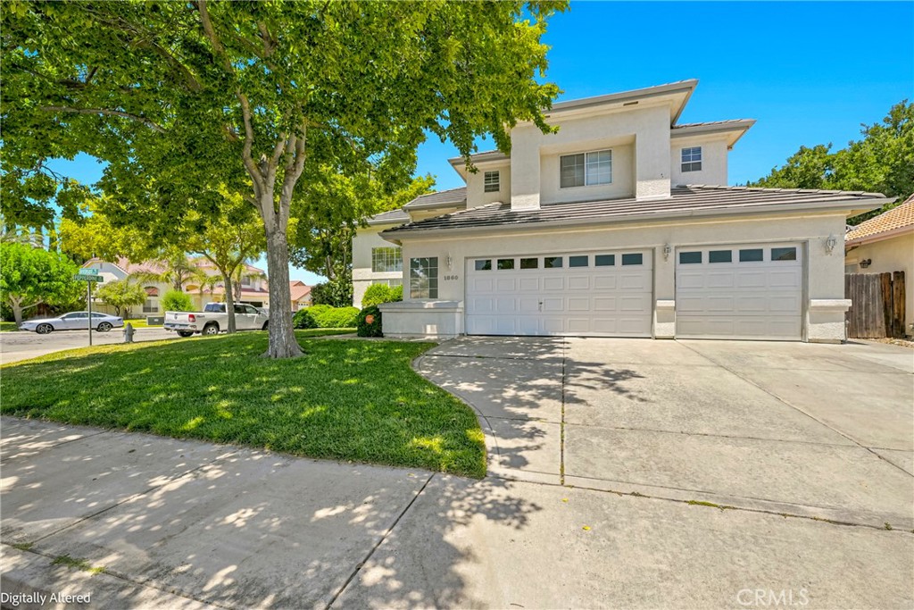 1860 Riverside Property Photo 1