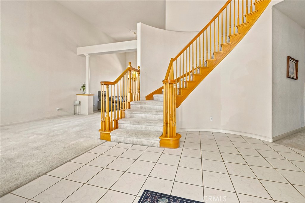 1860 Riverside Property Photo 5