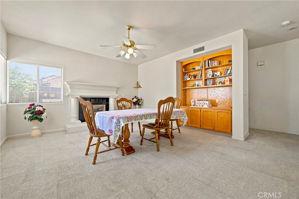 1860 Riverside Property Photo 15