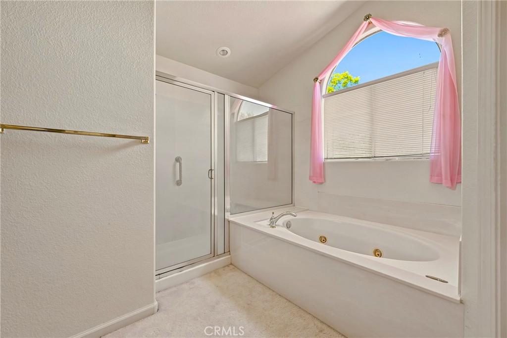 1860 Riverside Property Photo 24