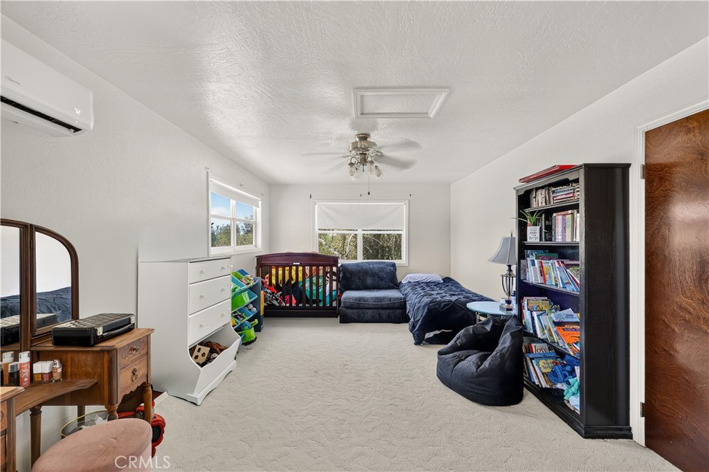 3555 Fresno Property Photo 35