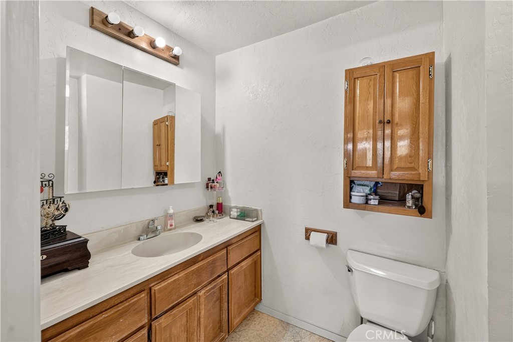 3555 Fresno Property Photo 36