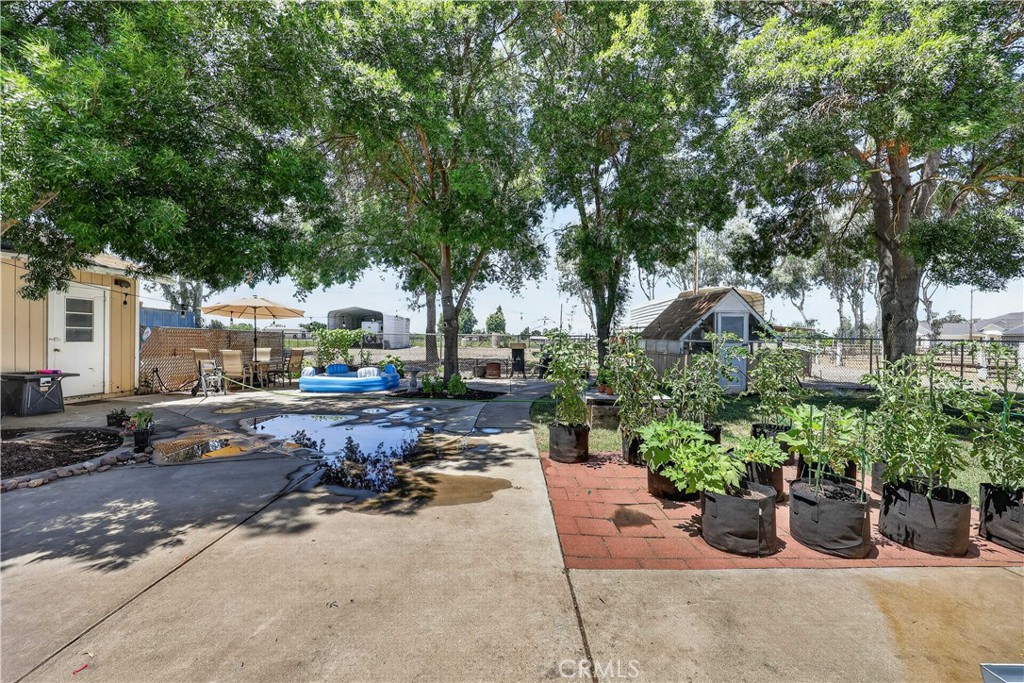 3555 Fresno Property Photo 38