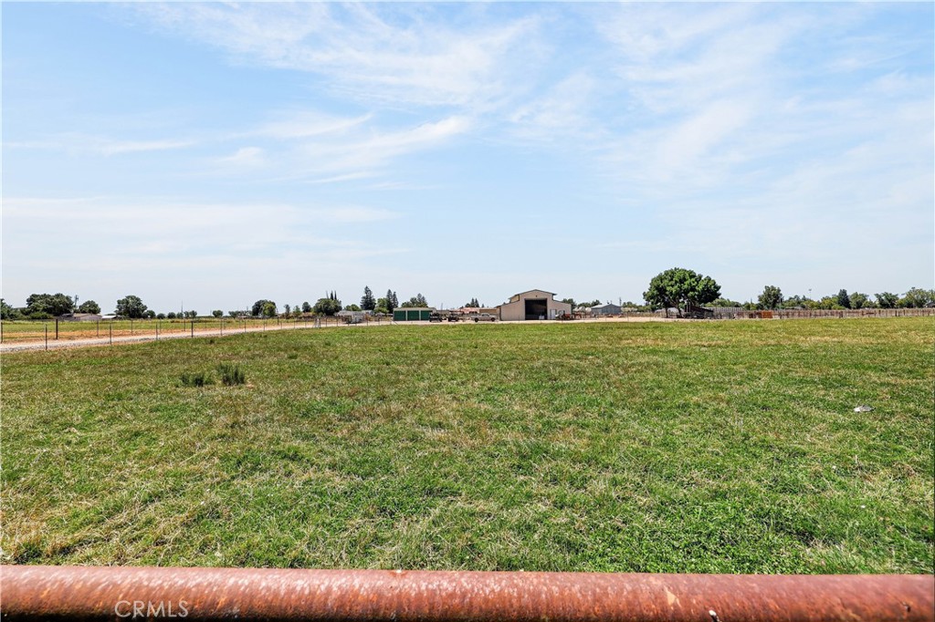 13343 Hainline Property Photo 40