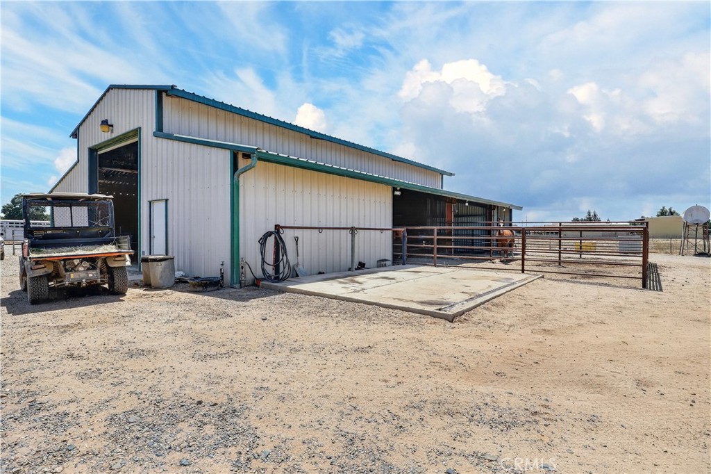 13343 Hainline Property Photo 48