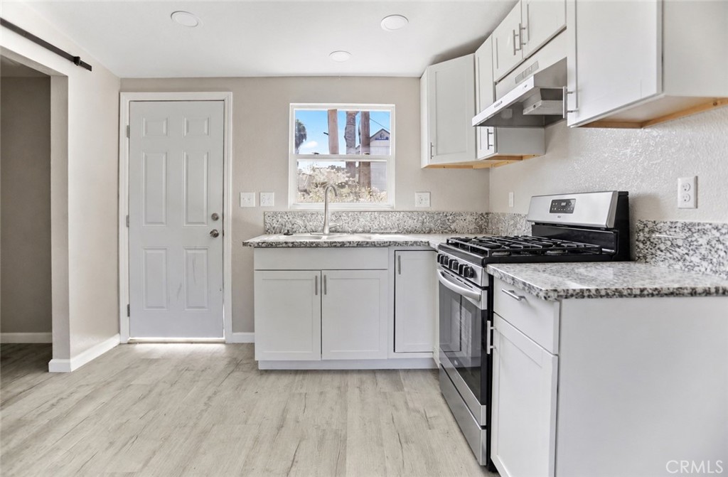 1420 Q Property Photo 8