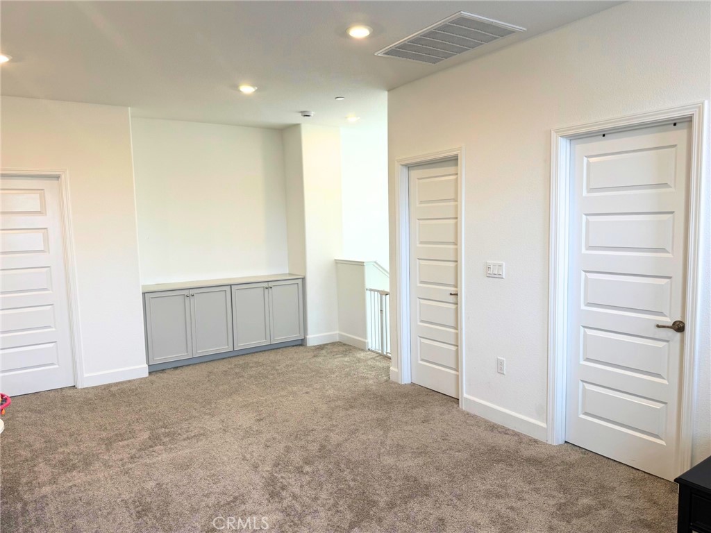 1064 Caraballo Property Photo 11