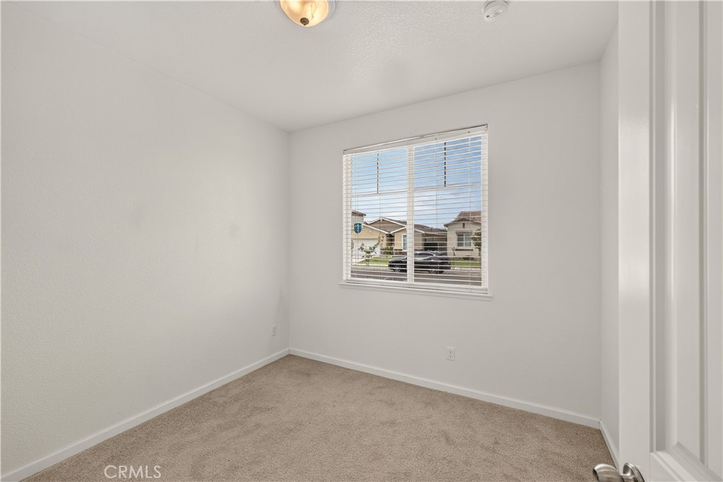 714 Suzanne Property Photo 5