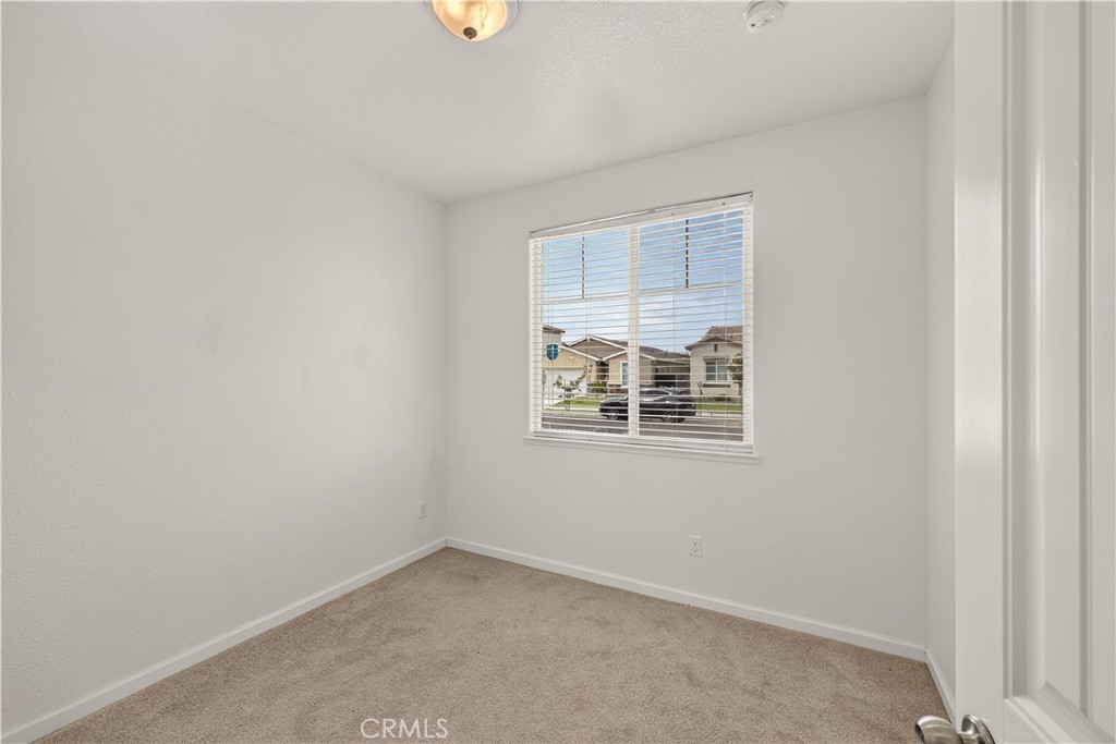 714 Suzanne Property Photo 5