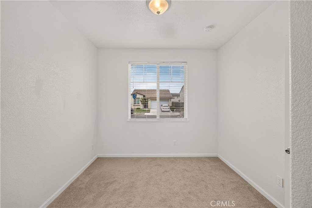 714 Suzanne Property Photo 6
