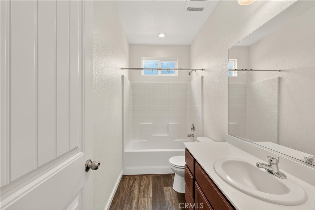 714 Suzanne Property Photo 10