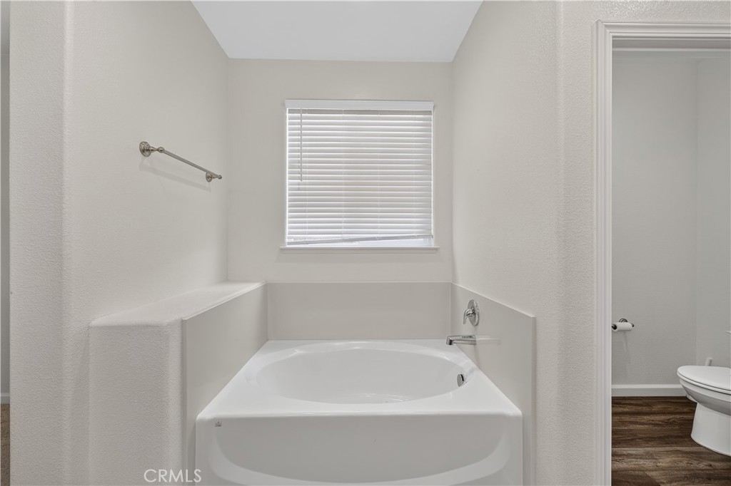 714 Suzanne Property Photo 21