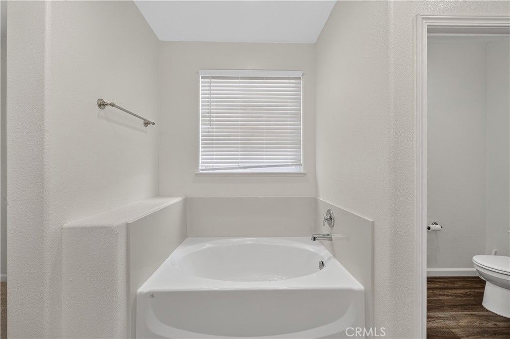 714 Suzanne Property Photo 21