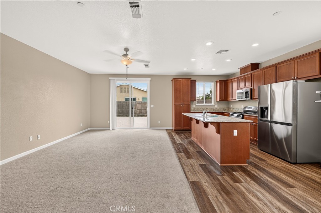 714 Suzanne Property Photo 23