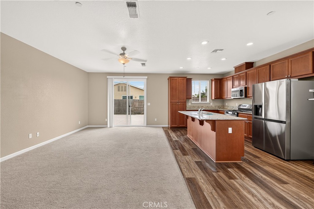 714 Suzanne Property Photo 23