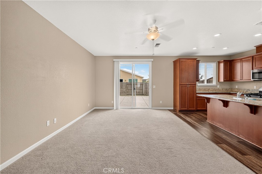 714 Suzanne Property Photo 25
