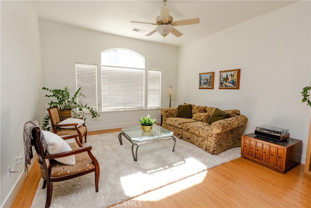 6643 Desert Springs Property Photo 3